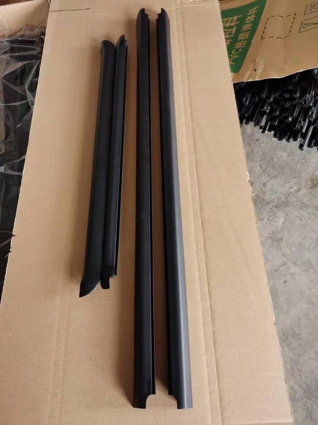 Suitable for the Great Wall Fengjun 356 pickup truck door window glass outer lining water cut outer water sealing strip