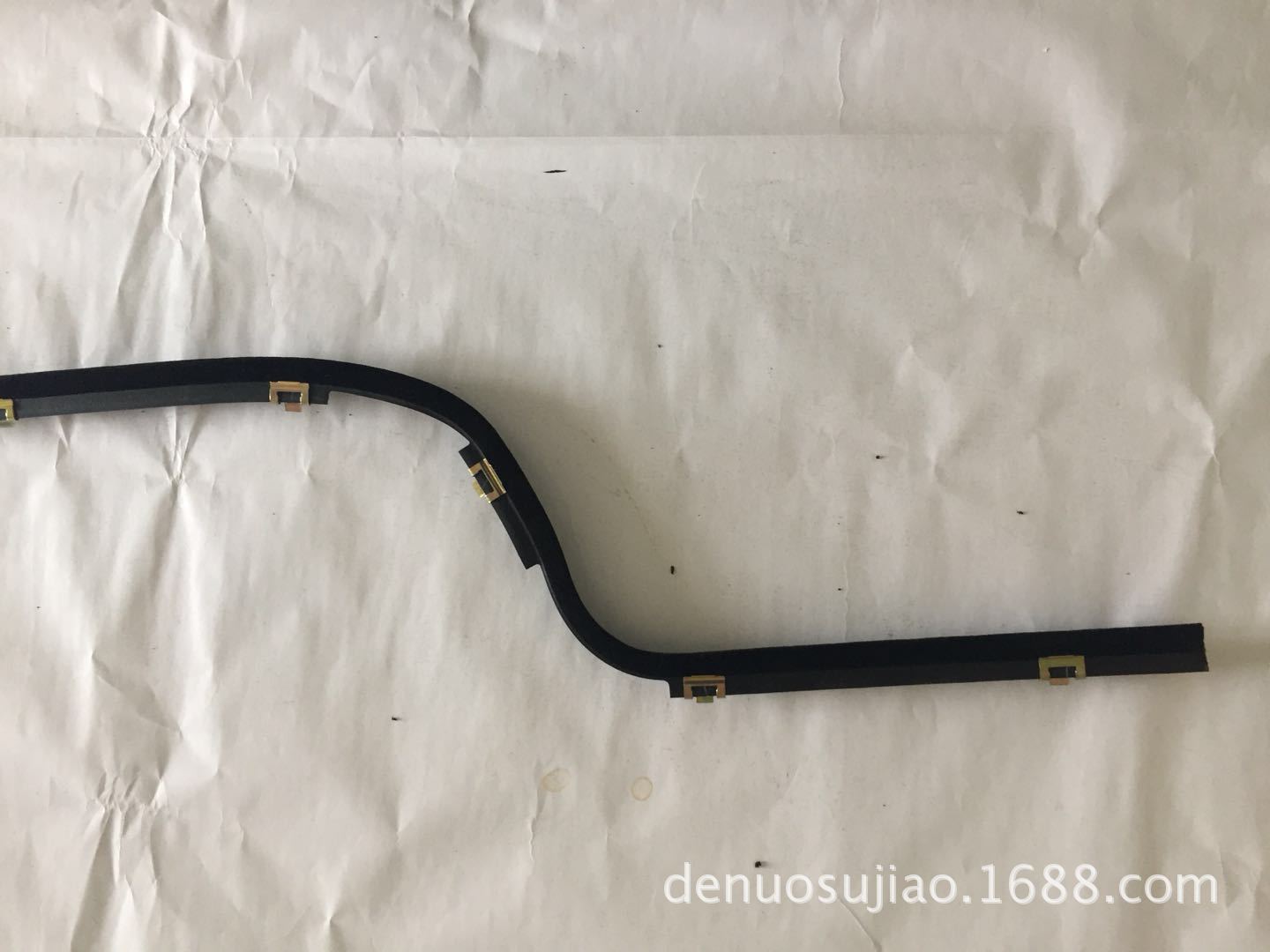 The factory supply Dongfeng Xiaobawang 1030 outside, water cut strip, outer pressure strip, water bar