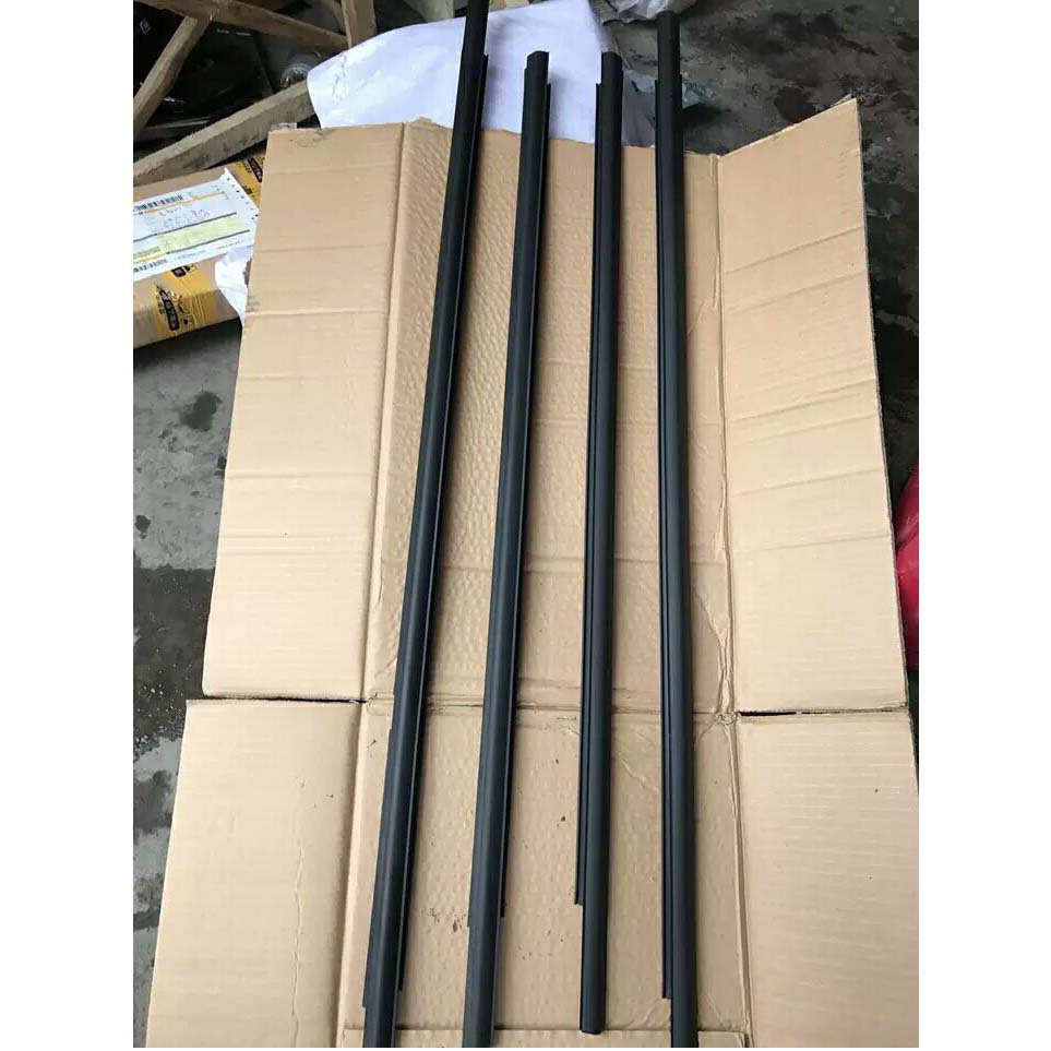 Manufacturers supply car door waterproof strip, outer lining strip, waterproof strip, window trim strip, glass sealing rubber strip